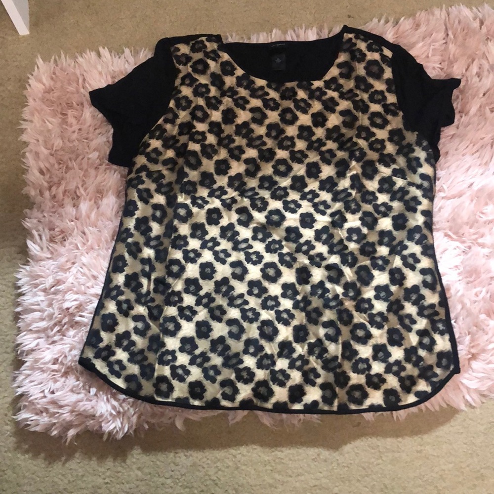 Women’s Ann Taylor t-shirt